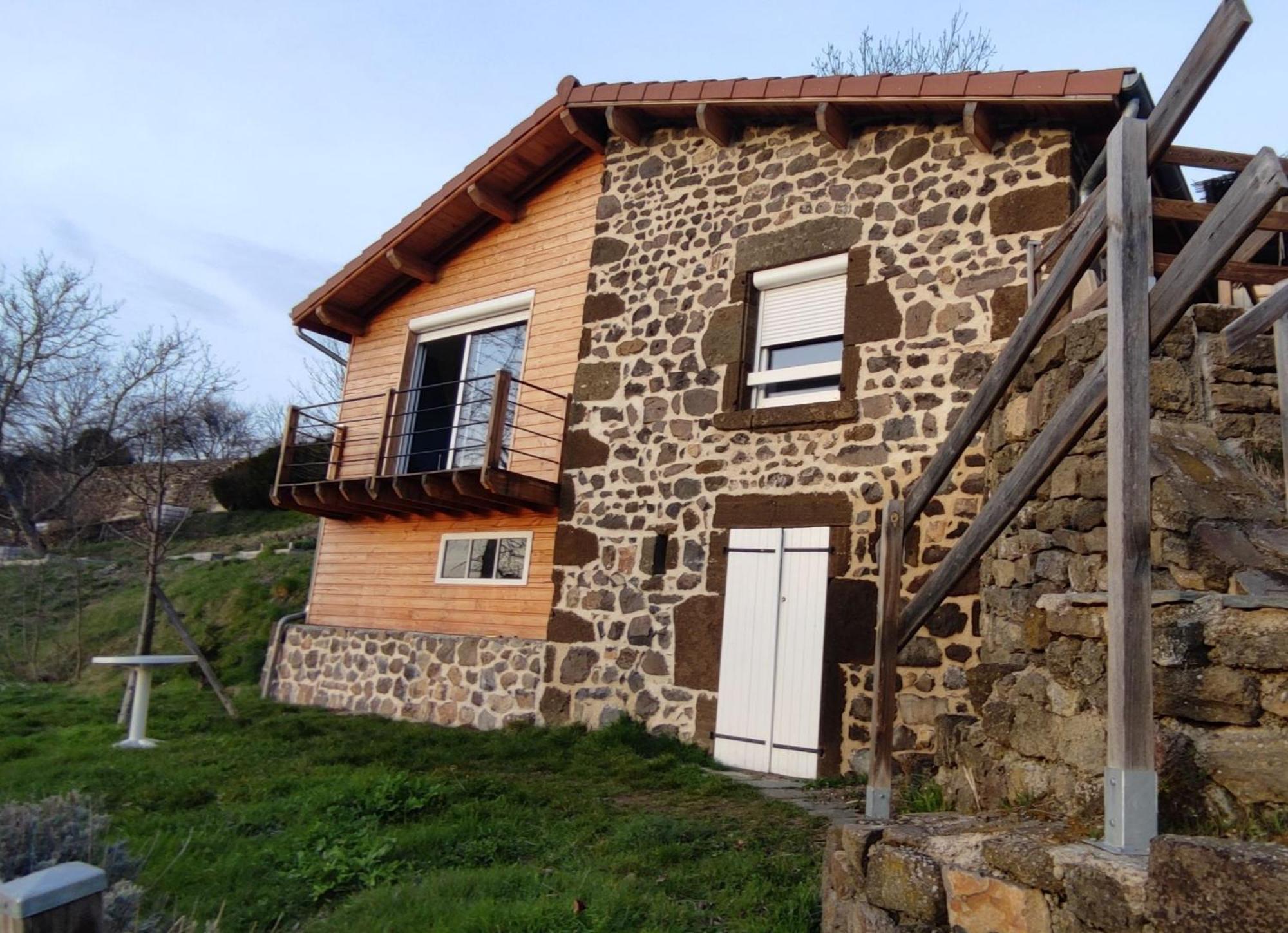 Maison Vigneronne Climatisee Polignac (Haute-Loire)