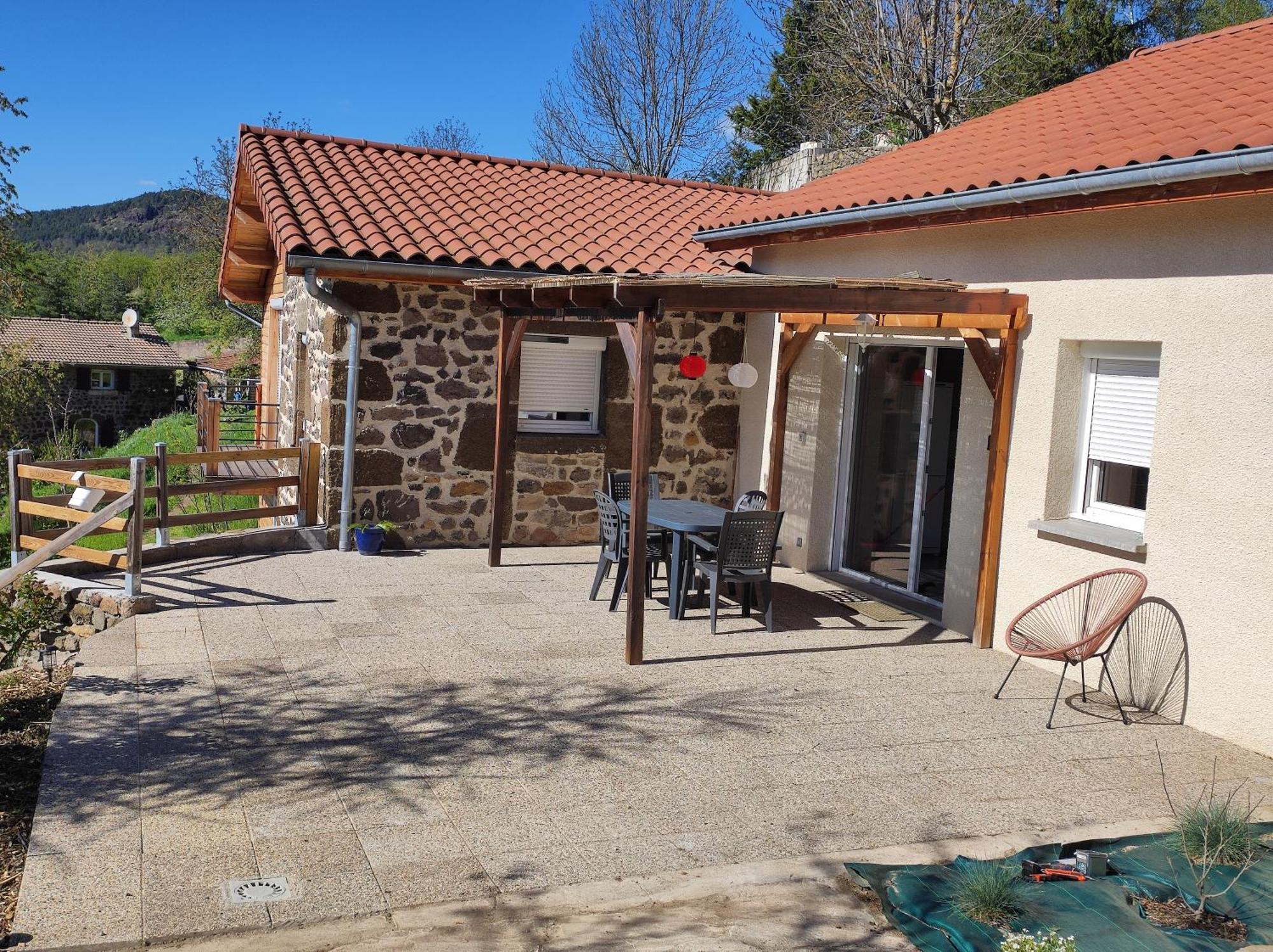 Holiday home Maison Vigneronne Climatisee Polignac (Haute-Loire)